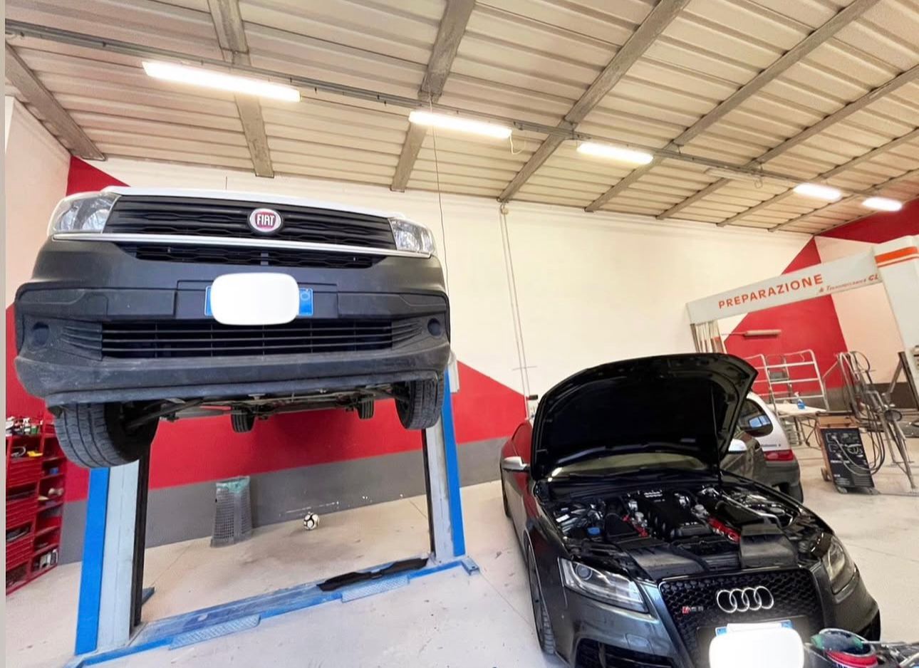 Lavoro professionale di riparazione auto 8